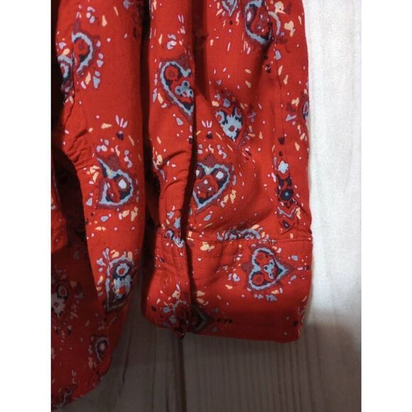 BeachLunchLounge Shirt Ladies Large Red Button Front Long Sleeve Heart - Picture 5 of 8